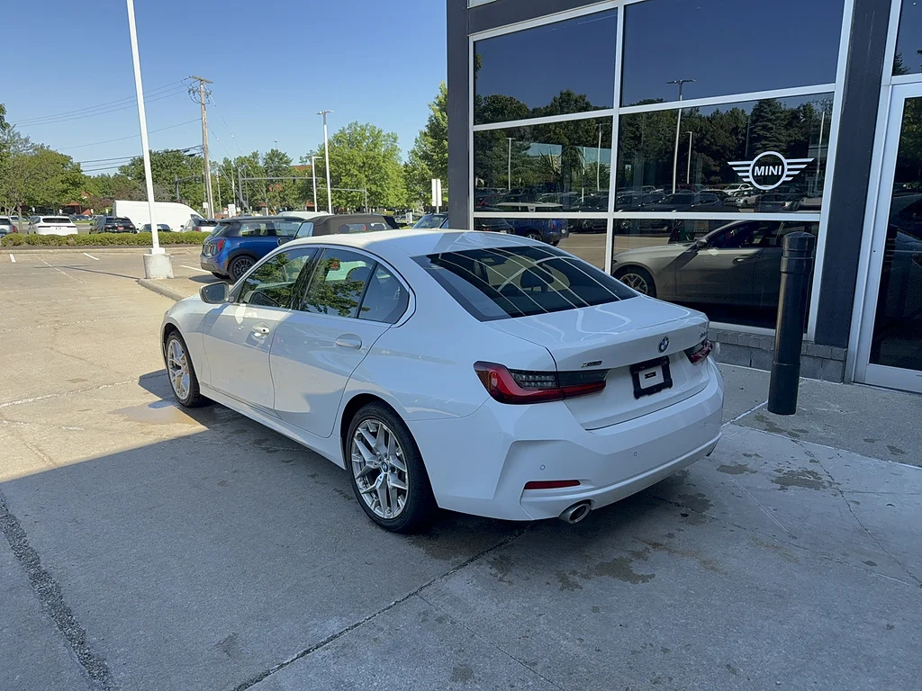 Used 2025 Alpine White BMW 330i xDrive image 3