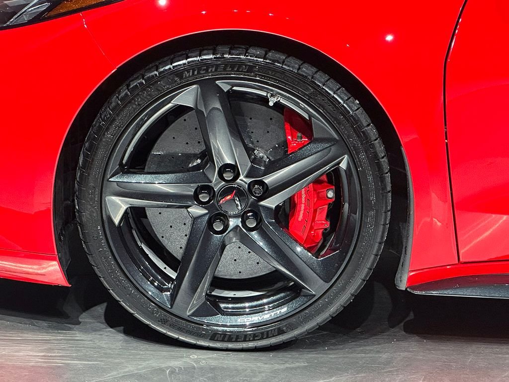 Used 2024 Red Chevrolet Z06 image 14
