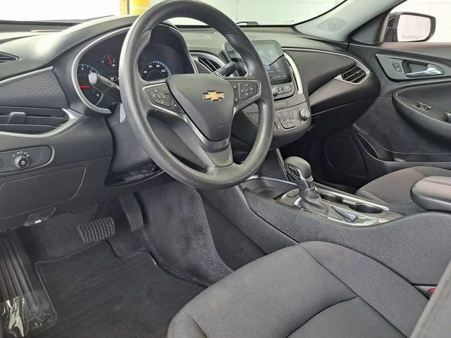 Used 2024 Gray Chevrolet LT image 8