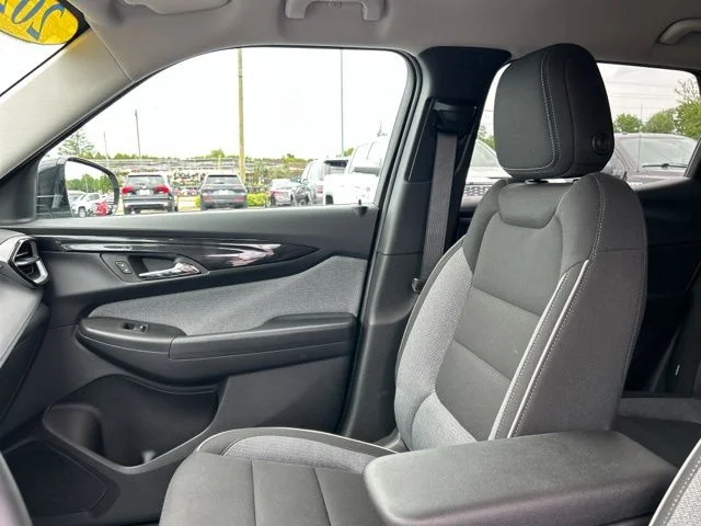 Used 2026 Cacti Green Chevrolet LT image 31