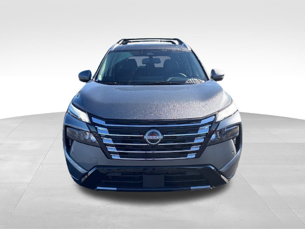 New 2026 Gray Nissan Platinum image 8