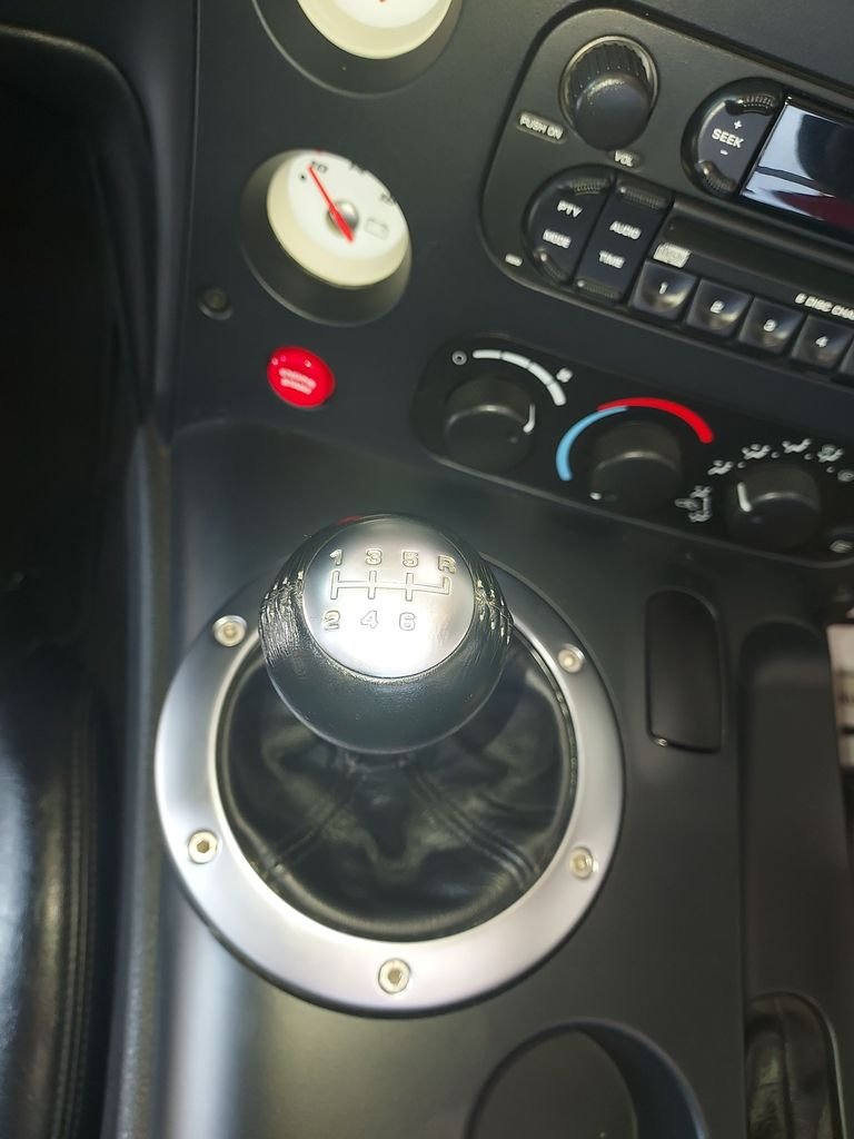 Used 2006 Red Dodge SRT10 image 24