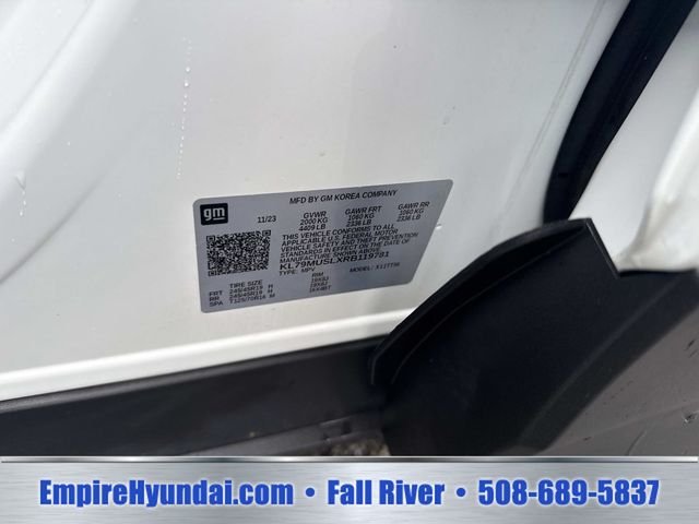 Used 2024 Summit White Chevrolet RS image 20