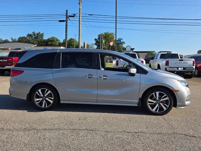 Used 2023  Honda Touring image 18