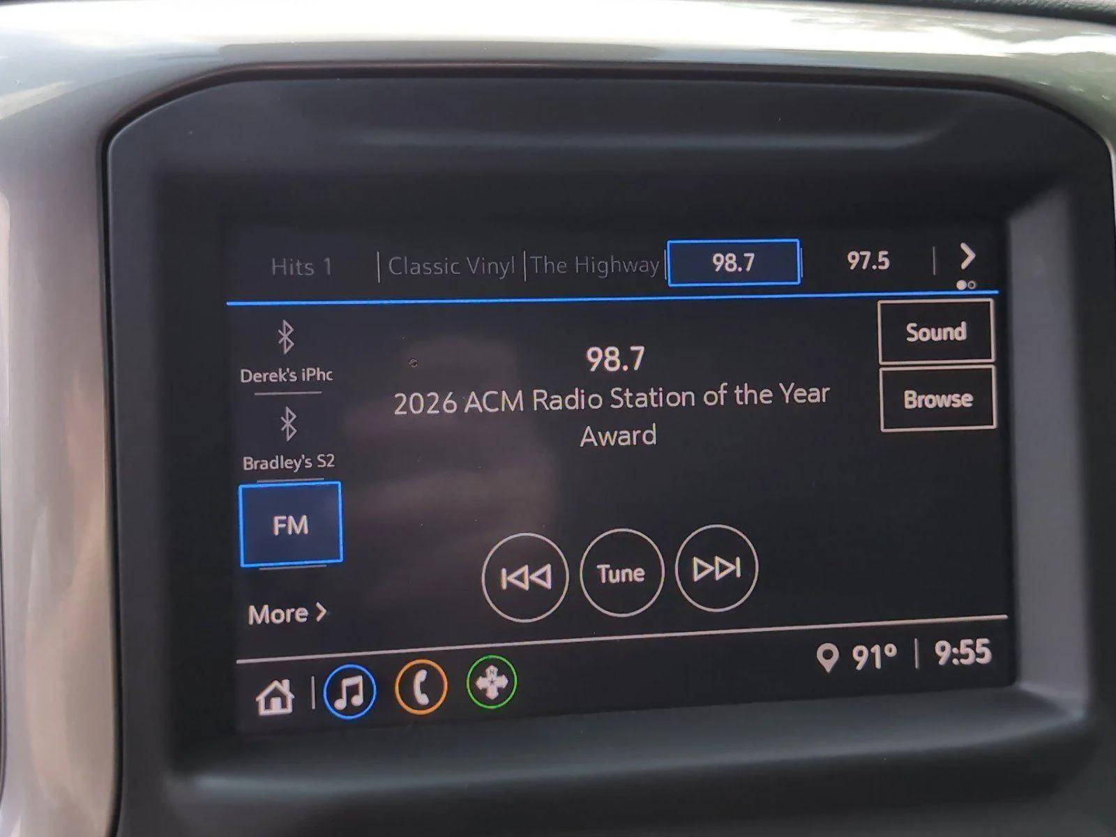 Used 2024 Summit White Chevrolet Custom image 20