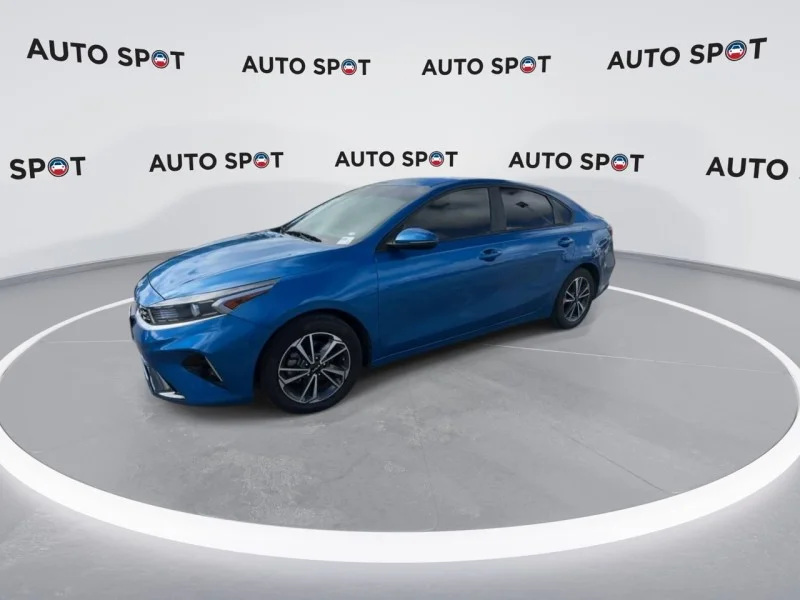 Used 2022 BLUE Kia FE image 7