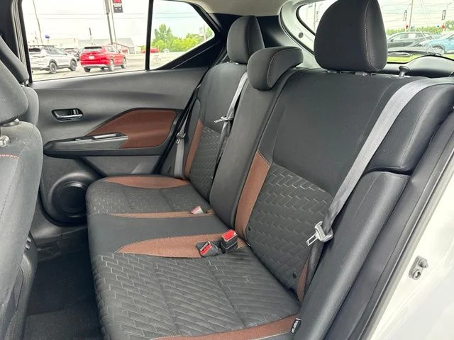 Used 2023 White Nissan SR image 21