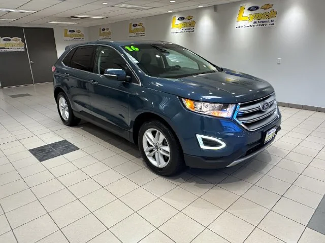 Used 2016 Blue Ford SEL image 1