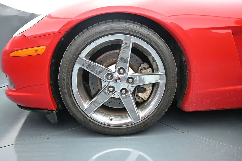 Used 2006 Red Chevrolet Base image 21