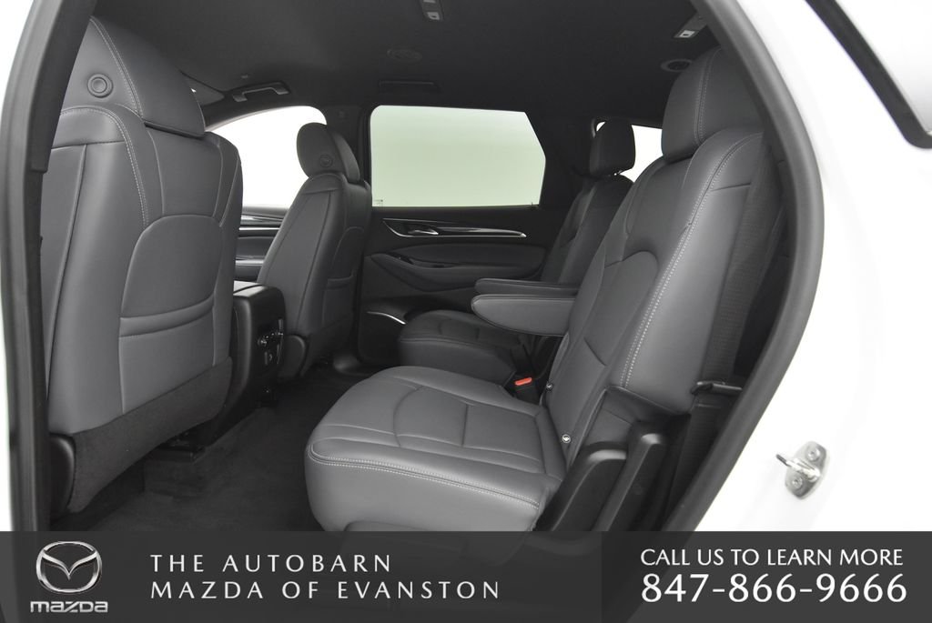 Used 2022 Summit White Buick Essence image 26