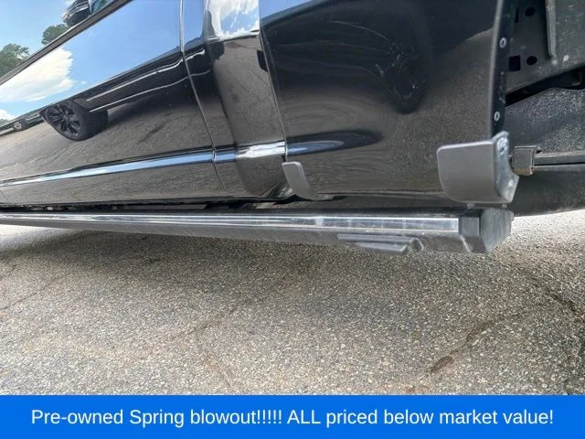 Used 2023 Black Ford Lariat image 6