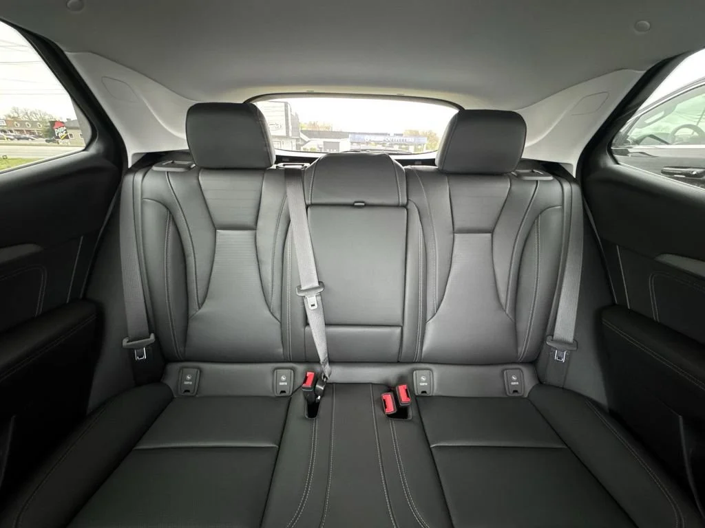 New 2026 Summit White Buick Preferred image 22