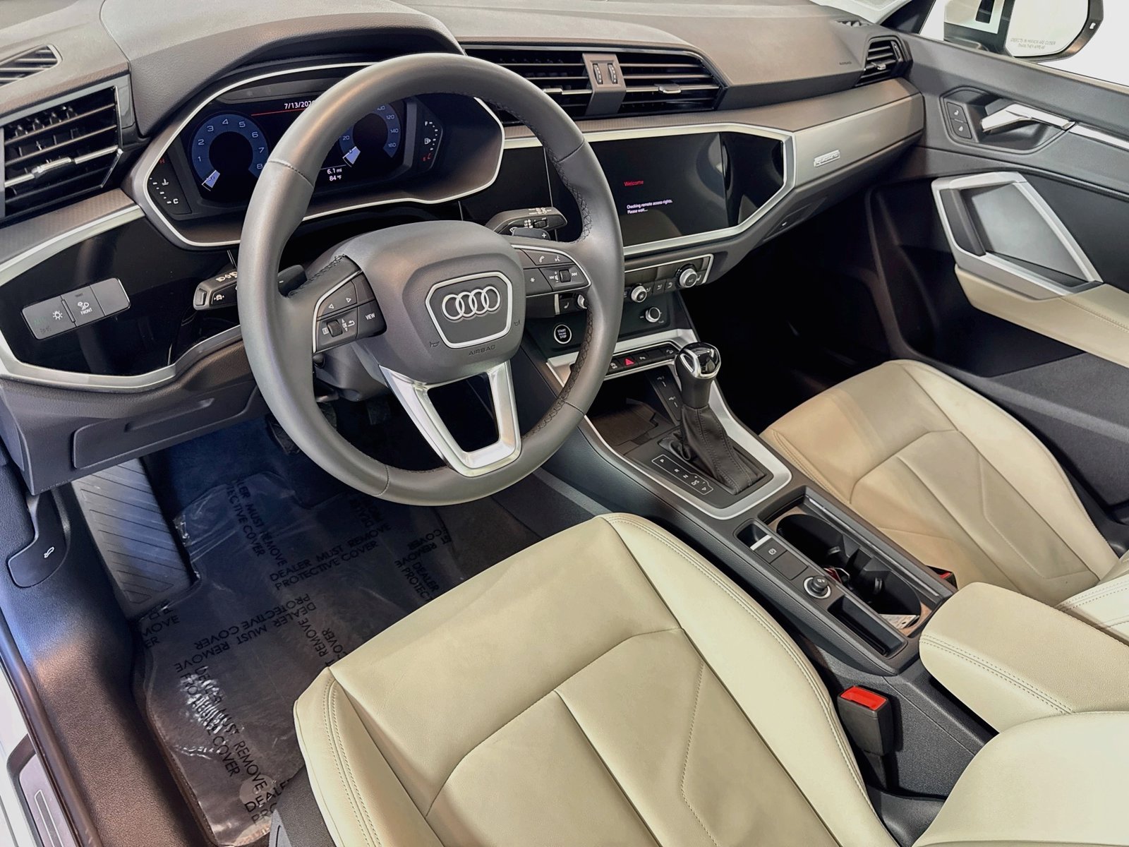 Used 2025 White Audi S line Premium image 9