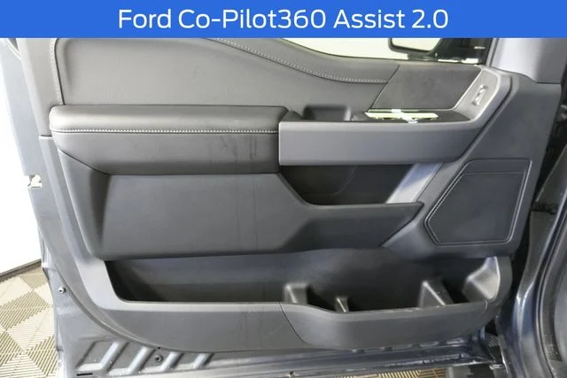 New 2026 Carbonized Gray Metallic Ford XLT image 28