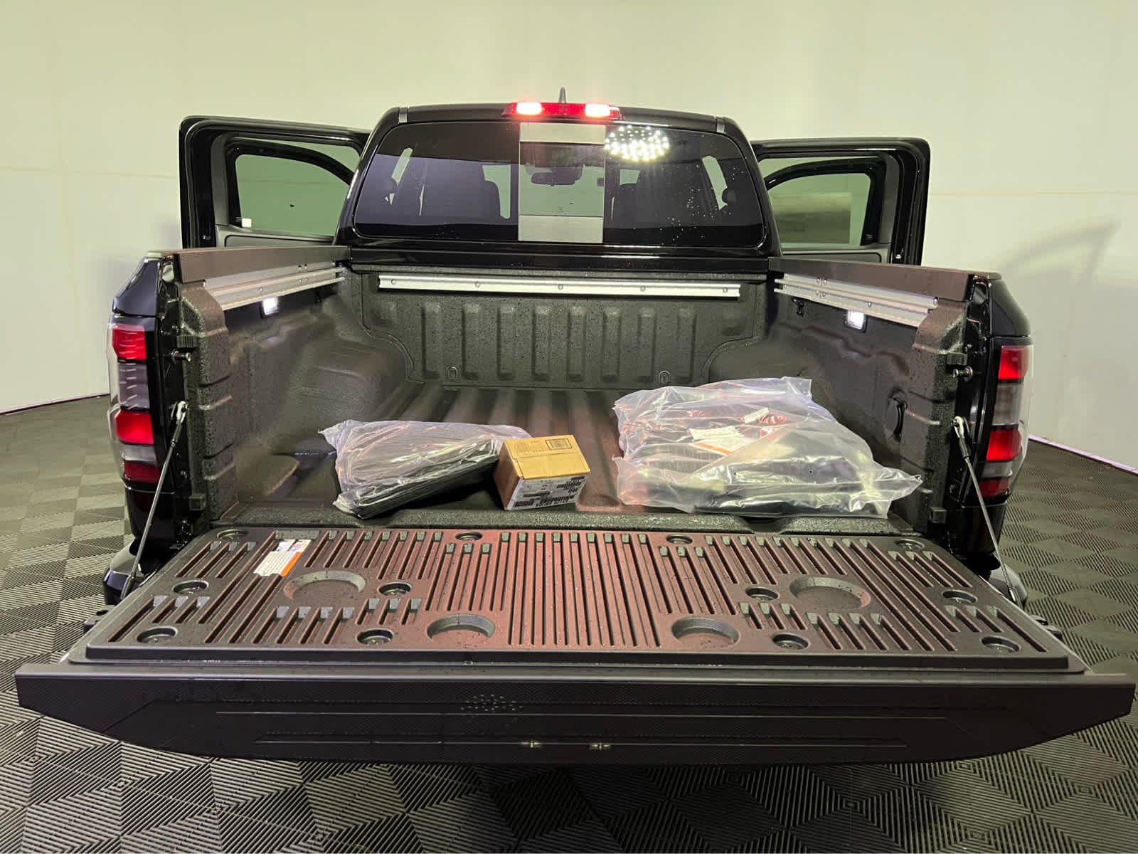 New 2026 Super Black Nissan Crew Cab SV image 17