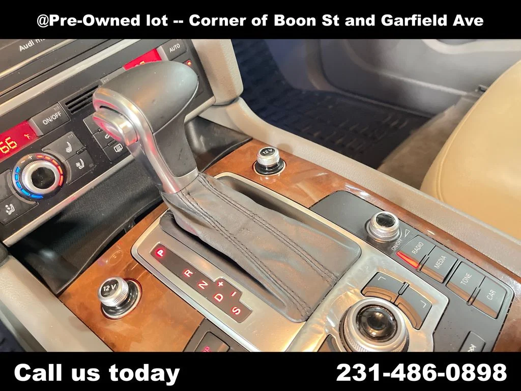Used 2013  Audi  image 24