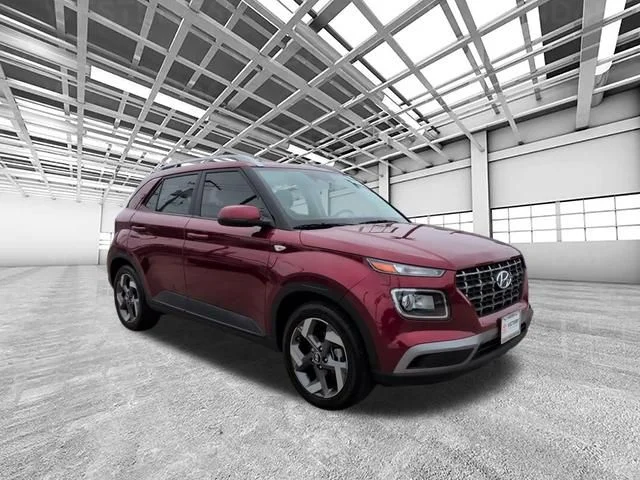 2024 Hyundai Venue SEL IVT's photo