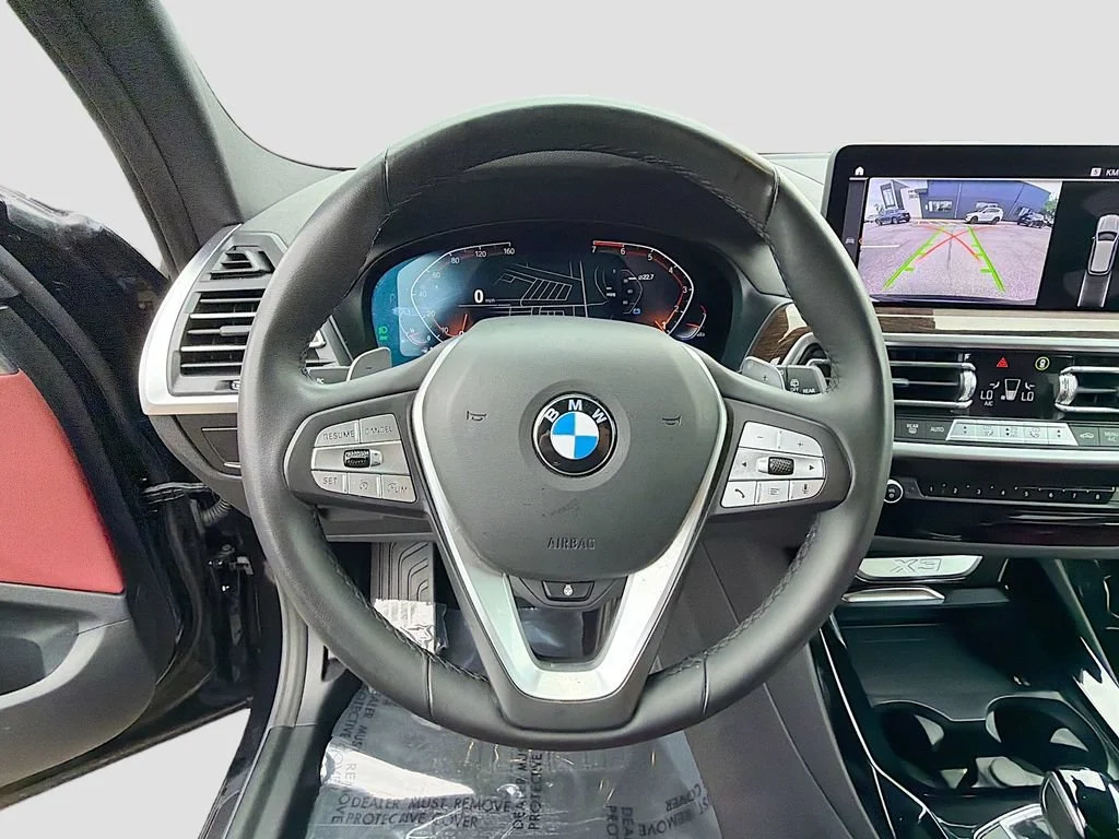 Used 2023  BMW xDrive30i image 11