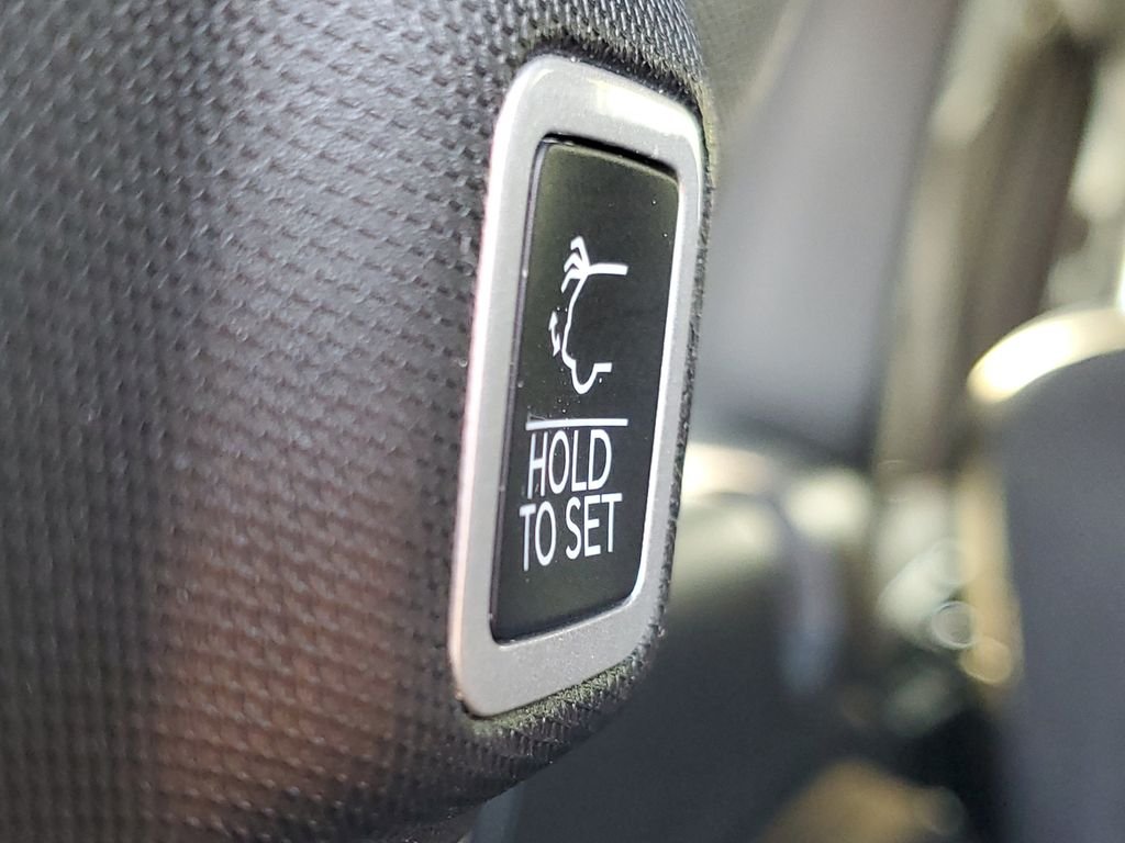 Used 2025 Red Jeep Limited image 9