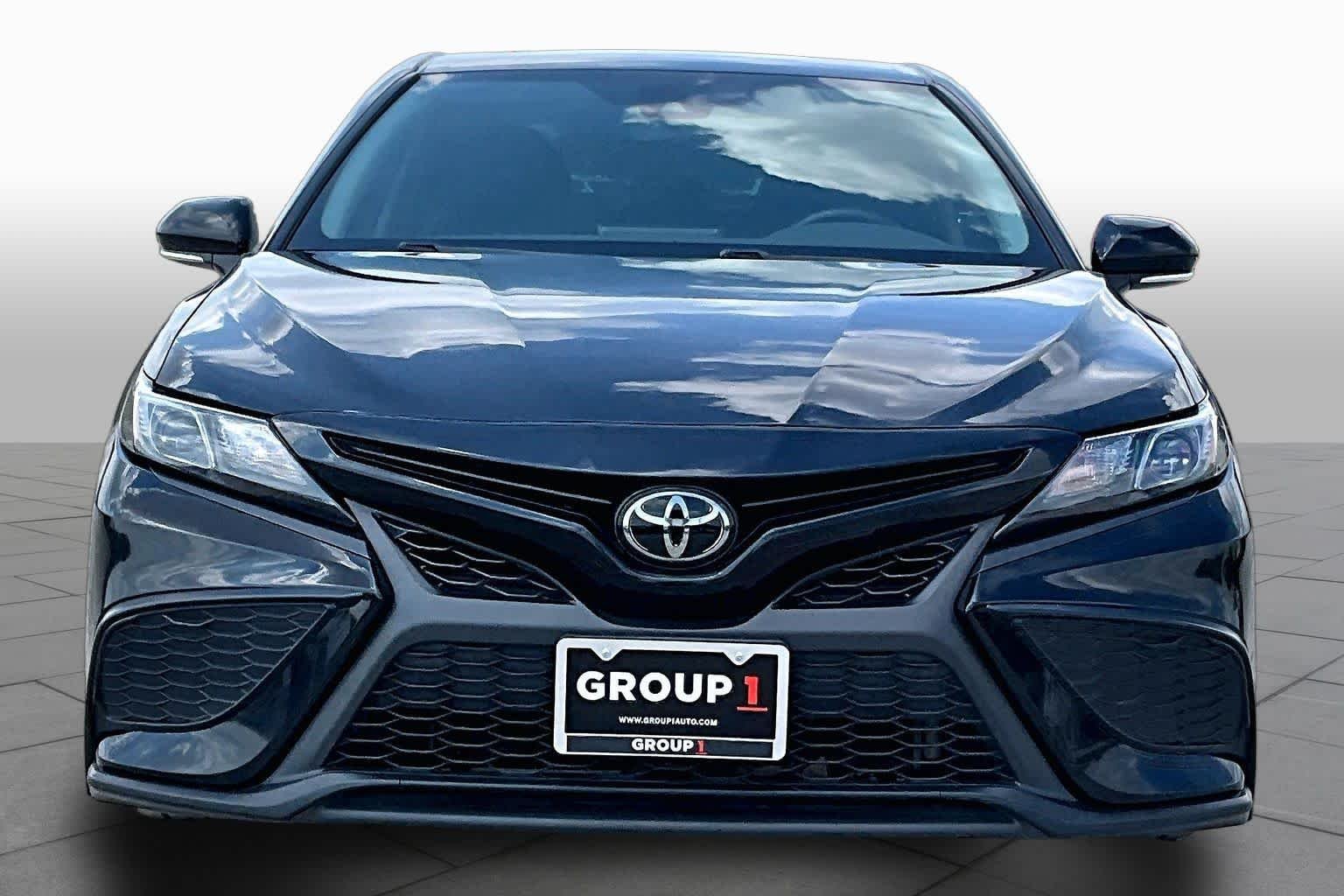 Used 2023 Midnight Black Metallic Toyota SE image 4