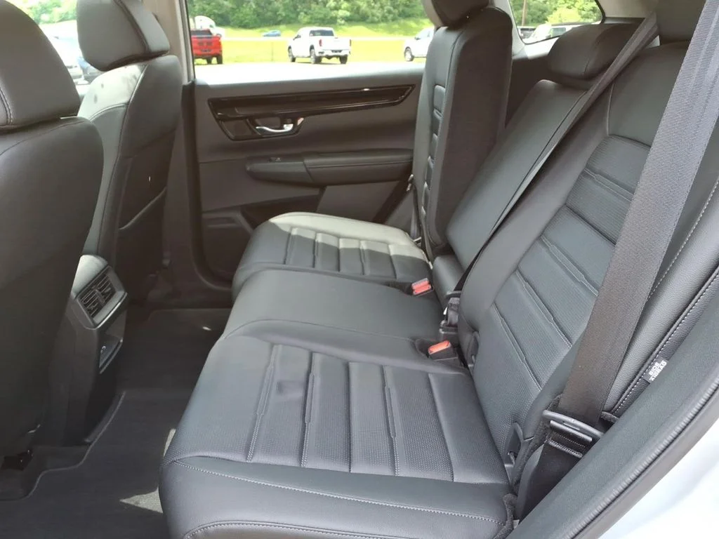 Used 2026 Silver Honda EX-L image 13