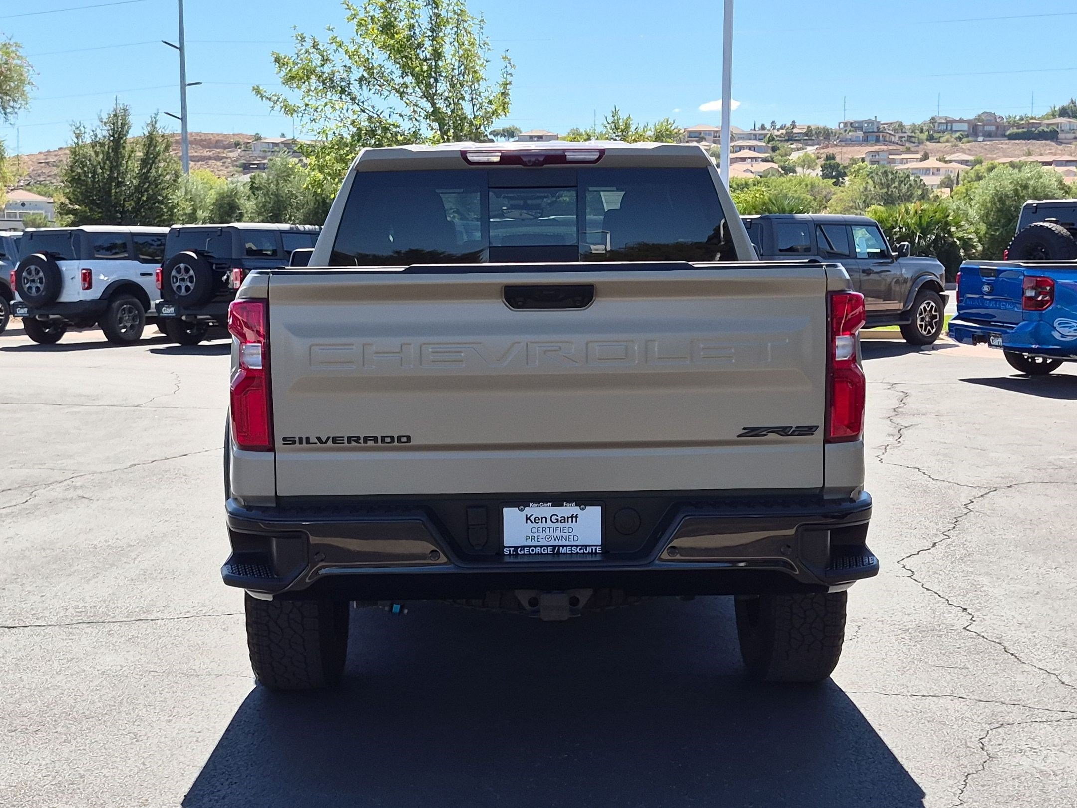 Used 2022 Sand Dune Metallic Chevrolet ZR2 image 4