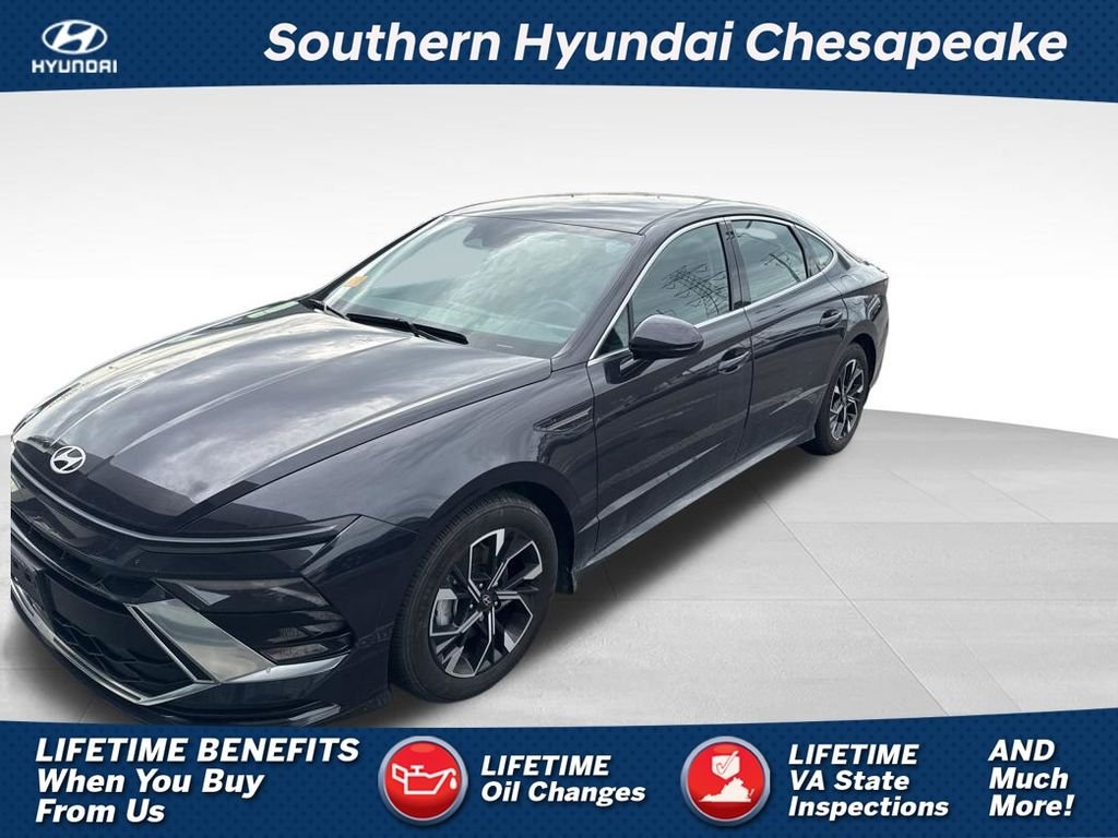 Used 2025 Blue Hyundai SEL image 1