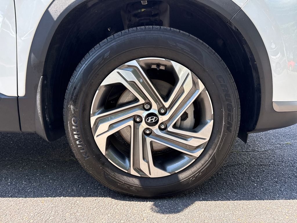 Used 2023 White Pearl Hyundai SEL image 11