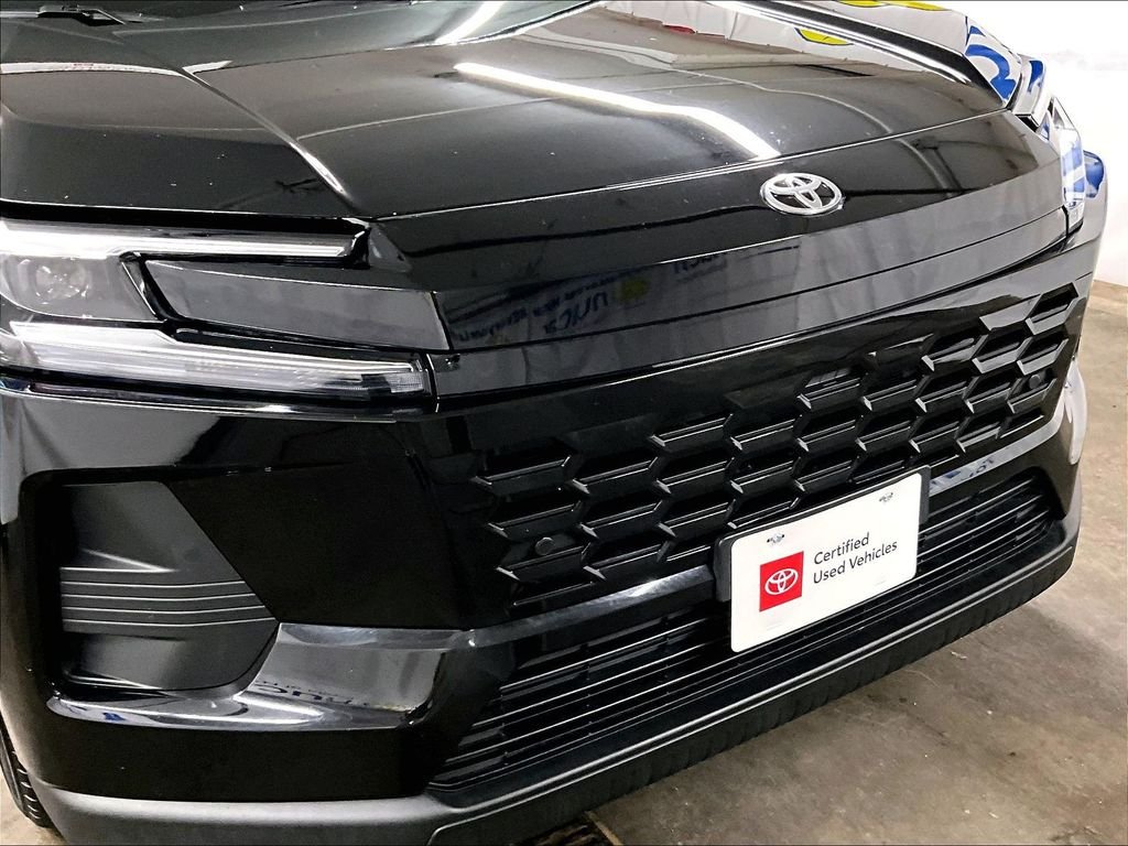 Used 2026 Black Toyota XLE Premium image 29