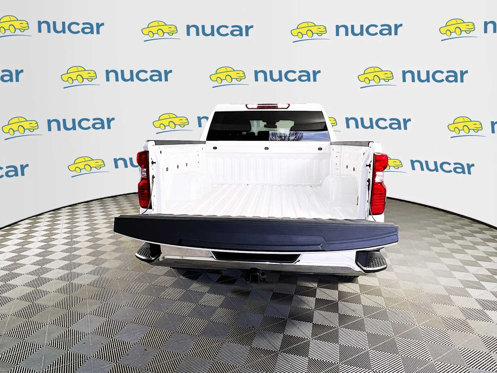 Used 2023 Summit White Chevrolet LT image 24