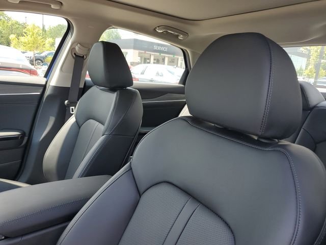 2025 Kia K5 EX - Photo 17