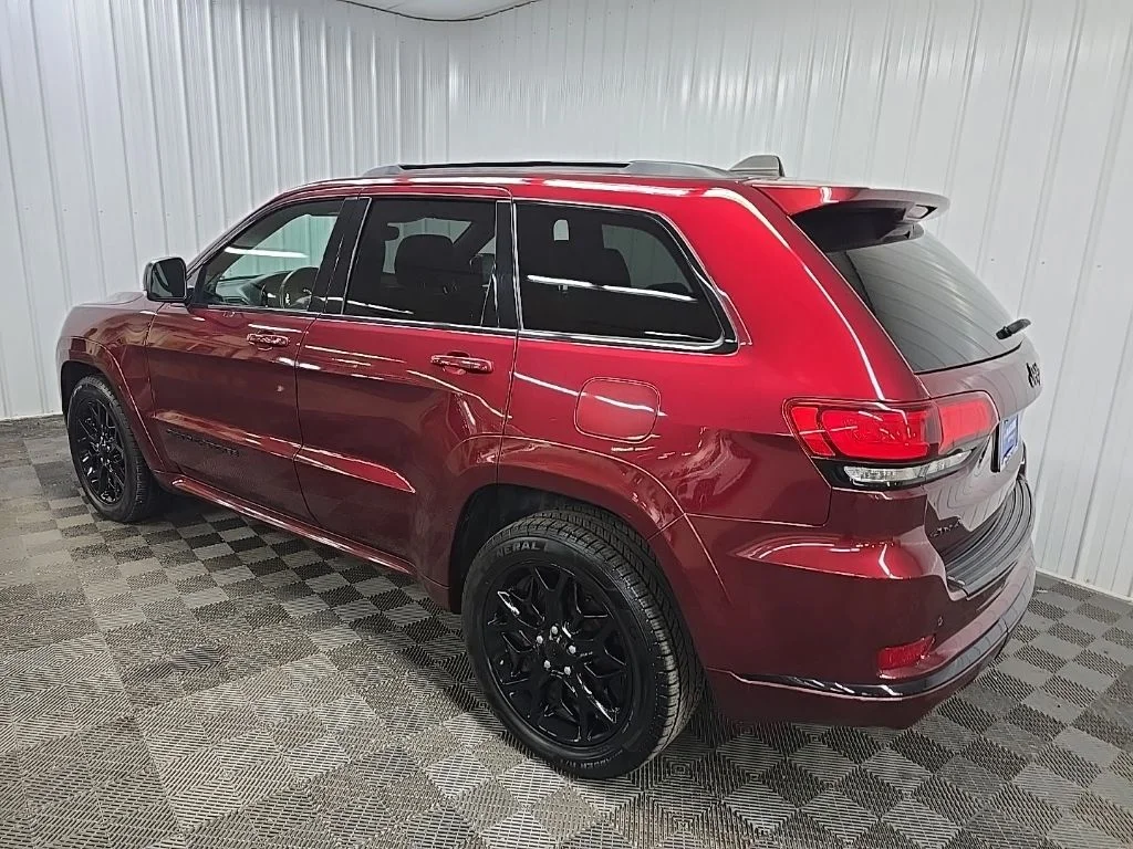 Used 2021 Red Jeep Limited X image 10