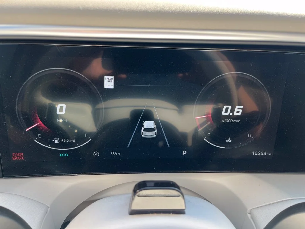 Used 2026 White Pearl Hyundai SEL Convenience image 11