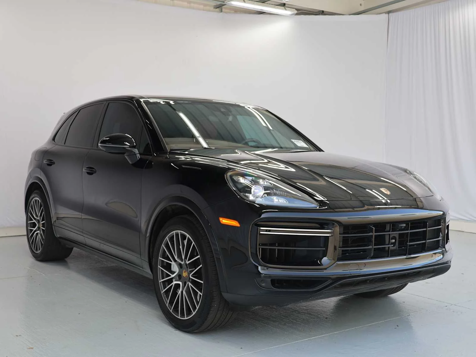 Used 2021 BLACK Porsche Turbo image 4