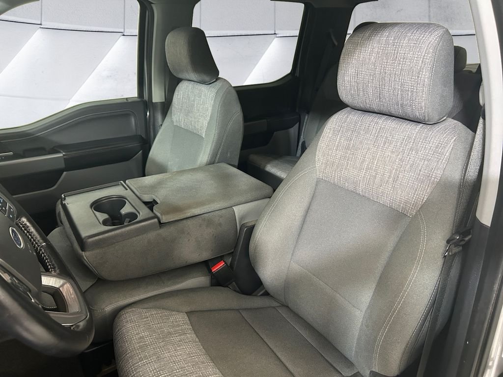 Used 2022 Silver Ford XLT image 8
