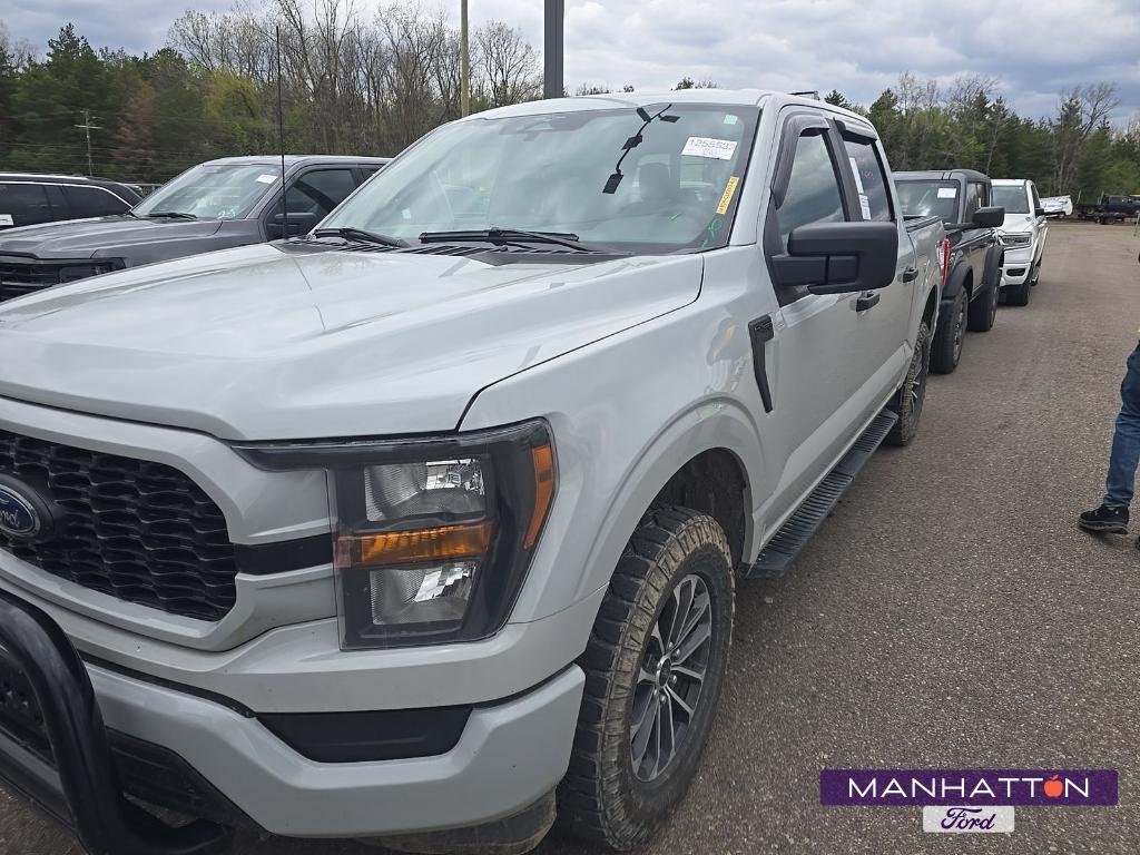 2023 Ford F-150 XL 4x4 SuperCrew 145 in's photo