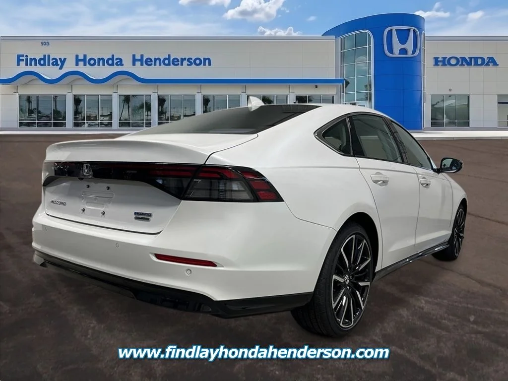 New 2026 Platinum White Pearl Honda Touring image 5