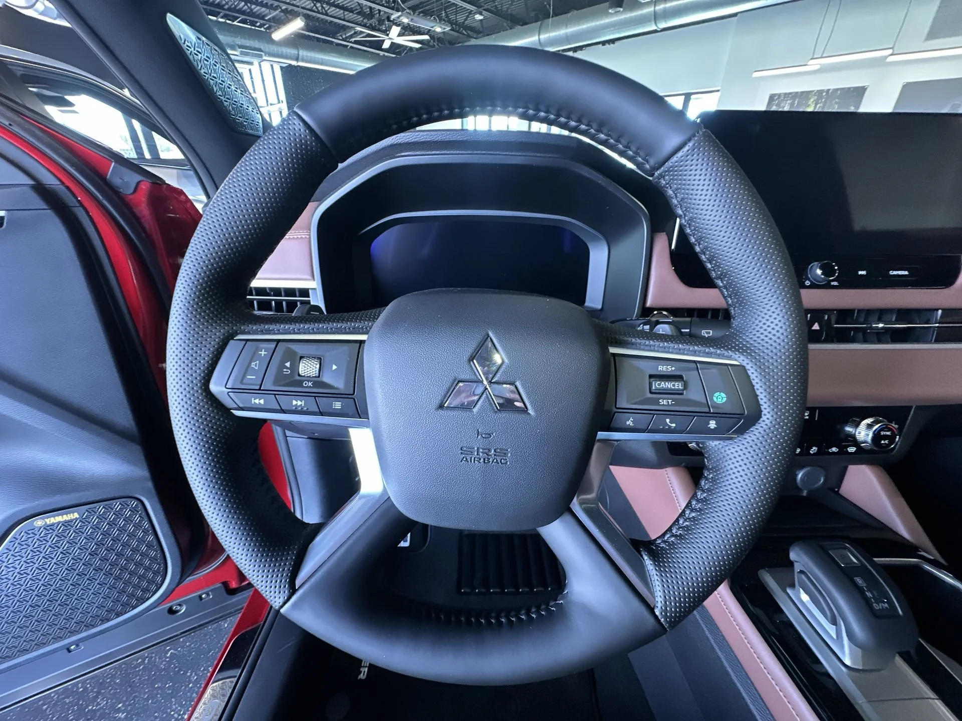 New 2026 Red Diamond/Black Roof Mitsubishi SEL image 15
