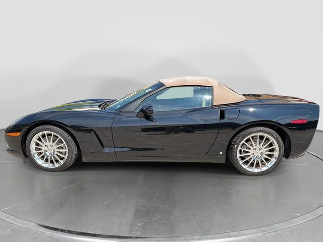 Used 2009 Black Chevrolet Base image 7