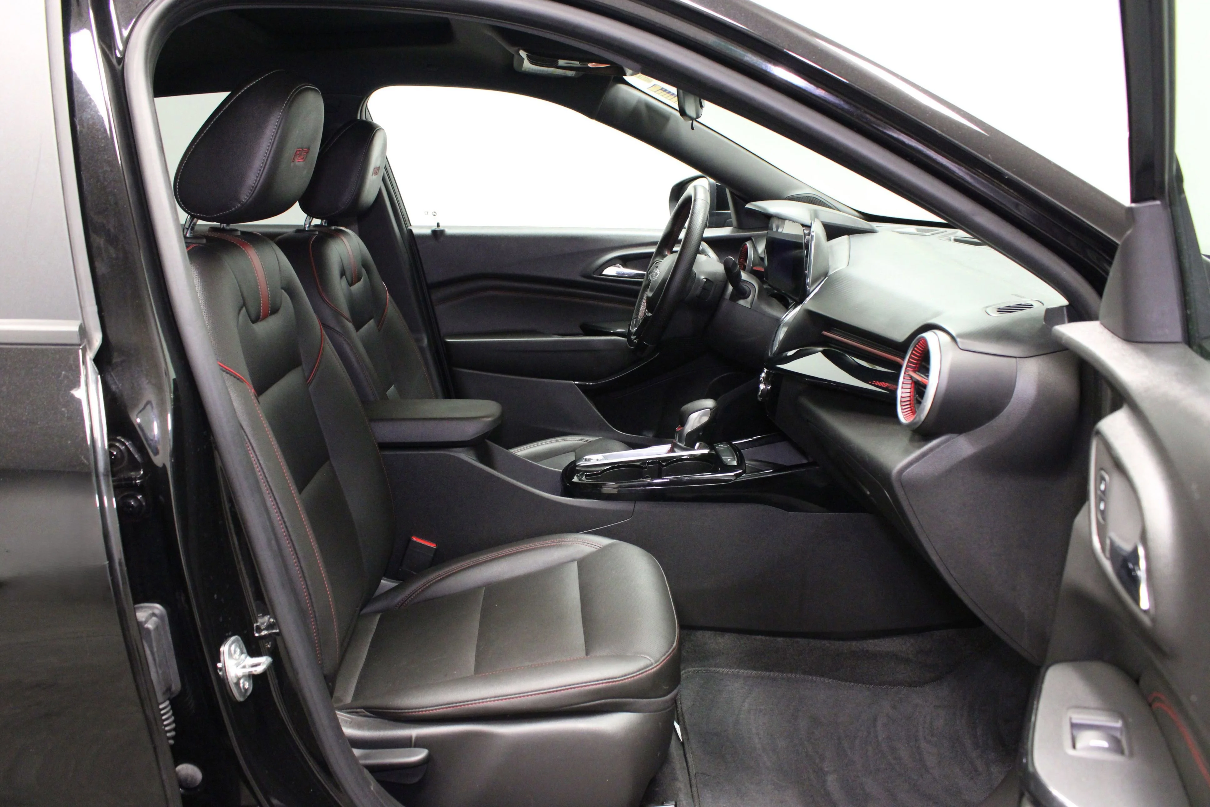 Used 2024 Mosaic Black Metallic Chevrolet 2RS image 14