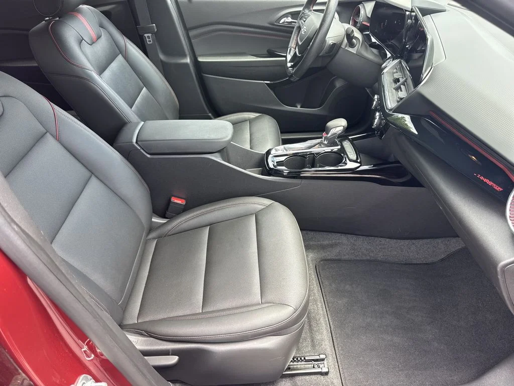 Used 2025 Red Chevrolet 2RS image 13
