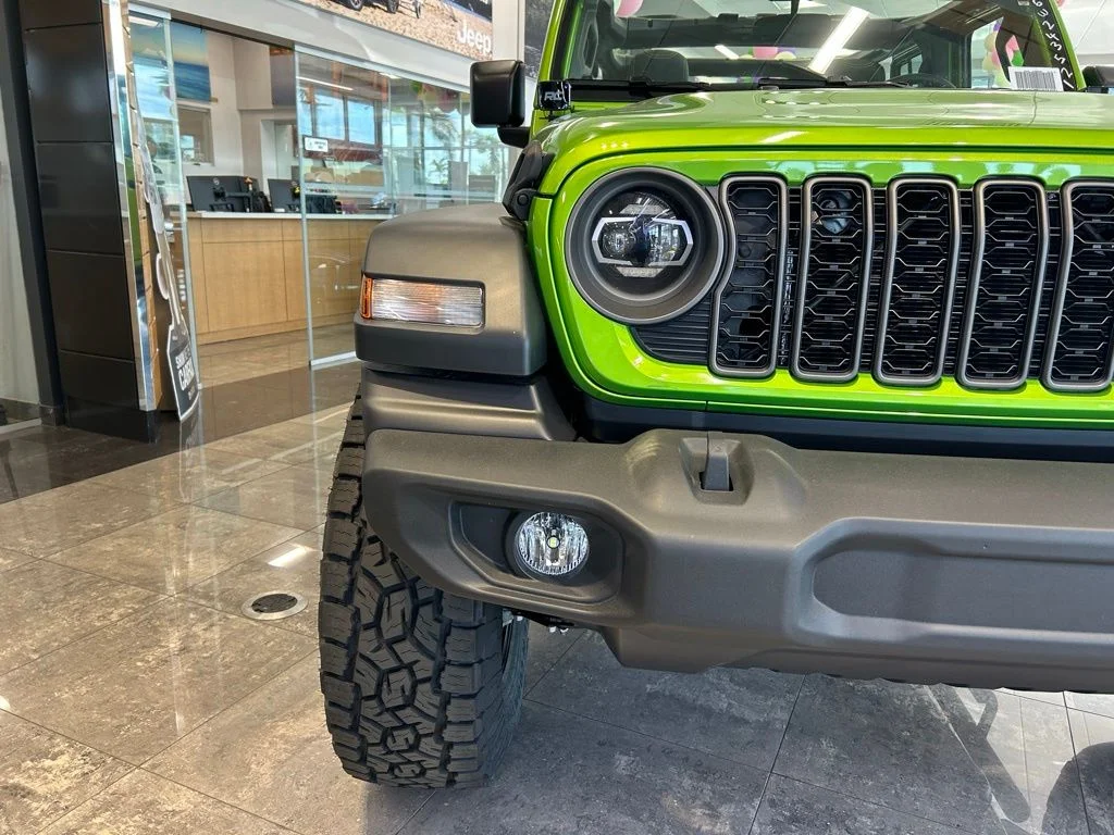 New 2026 Mojito Clearcoat Jeep Sport image 11