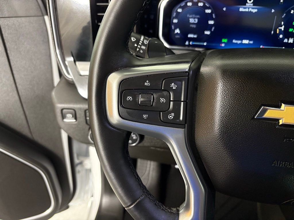 Used 2026 White Chevrolet LT image 19