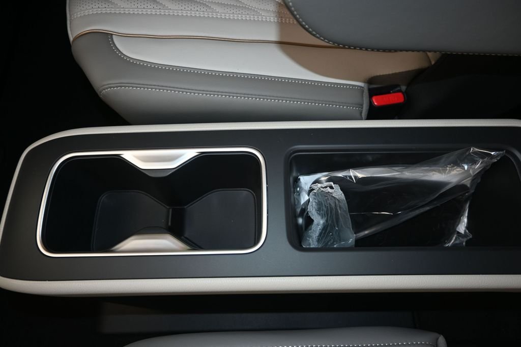 New 2026 MINERAL BLACK INFINITI Autograph AWD image 18