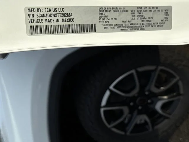 New 2026 Bright White Clear-Coat Exterior Paint Jeep Trailhawk image 19