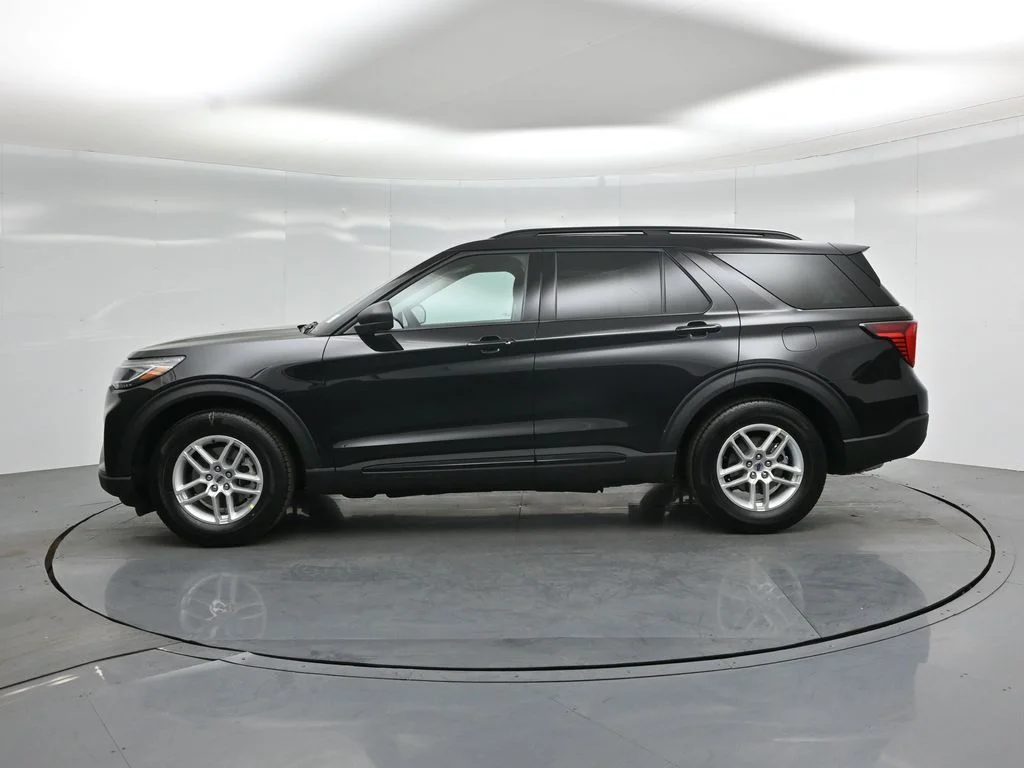 New 2026 Agate Black Metallic Ford Active image 29