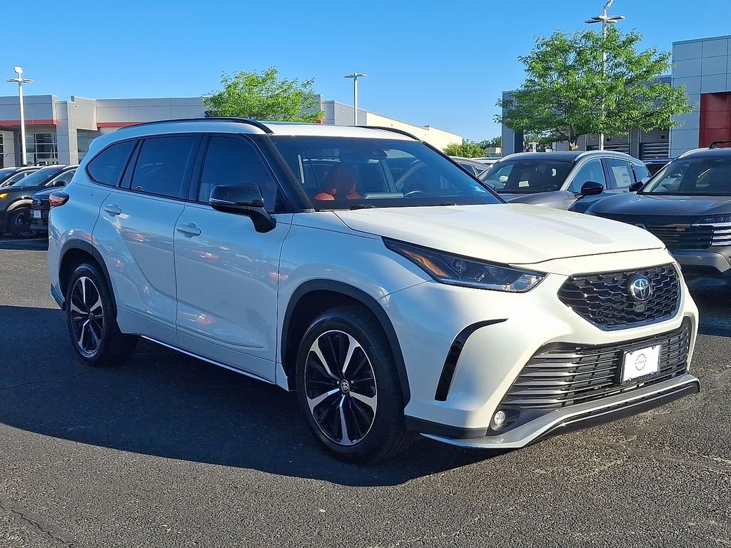 Pre-Owned 2021 Toyota Highlander XSE 4D Sport Utility in