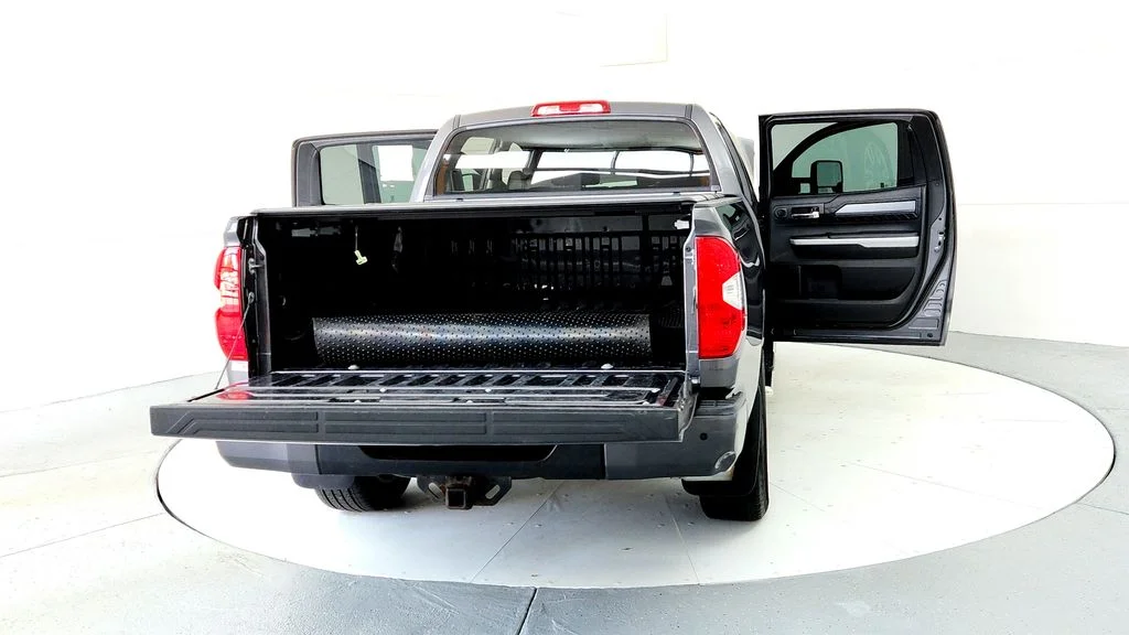 Used 2019 Gray Toyota Platinum image 11