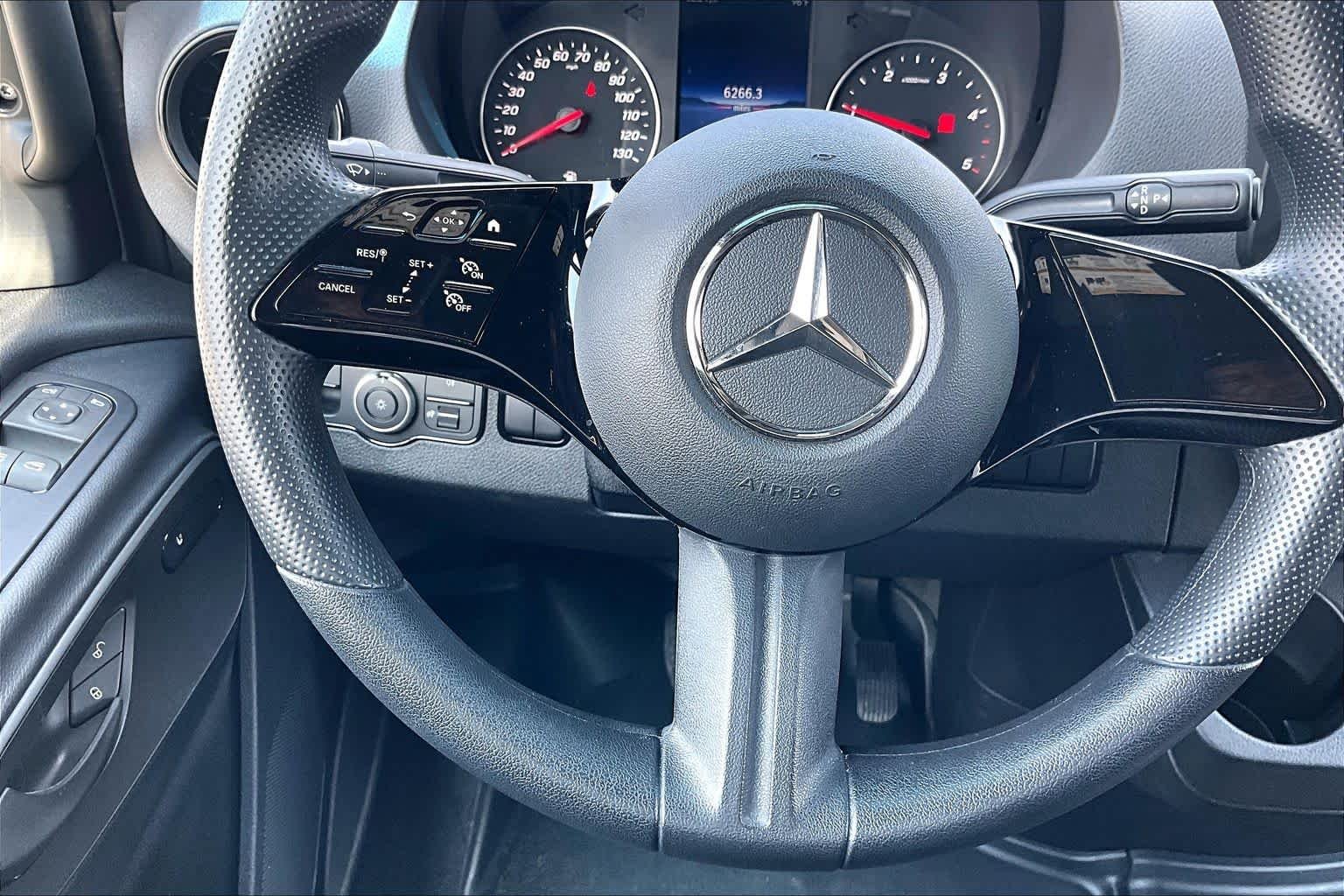Used 2025 Arctic White Mercedes-Benz  image 26