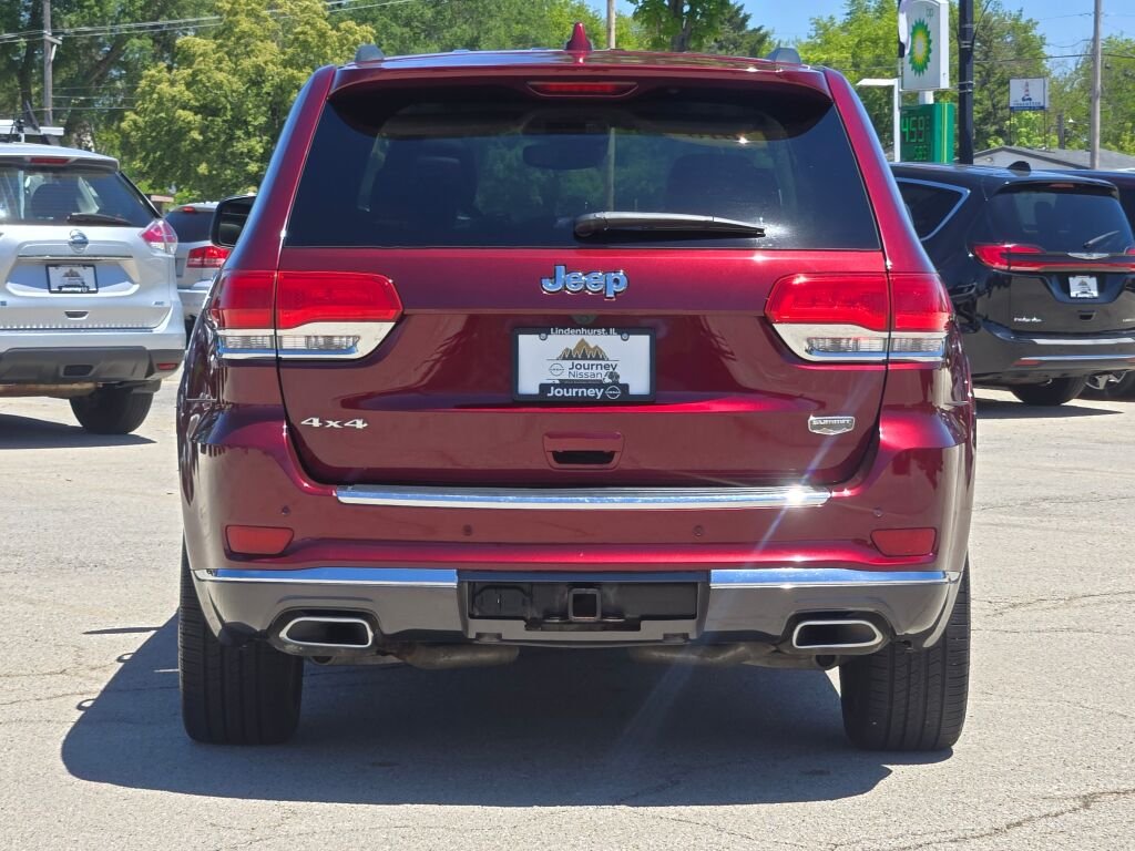 Used 2018 Red Jeep Summit image 13